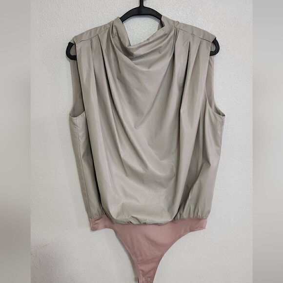 Amanda Uprichard Sleeveless Fabienne Faux Leather Bodysuit Dove Size M - Picture 2 of 16